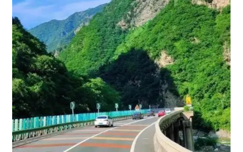 新手司機(jī)提高自駕游安全性的建議