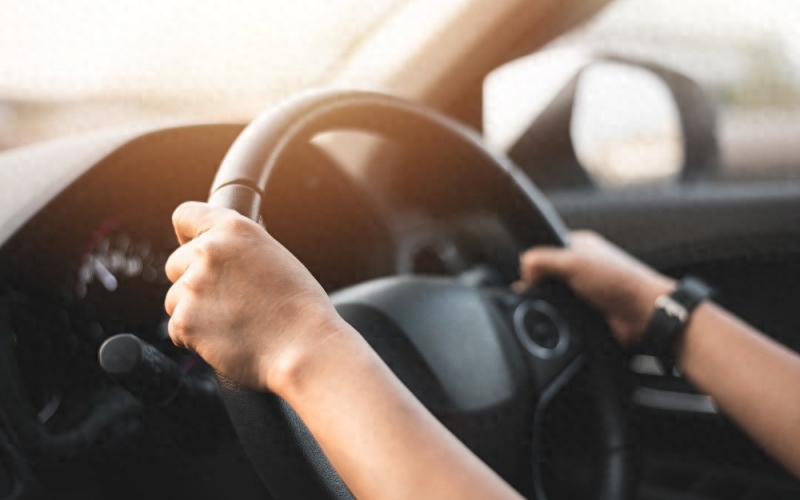 汽車陪駕服務不能游走在“灰色地帶”- 新京報快評