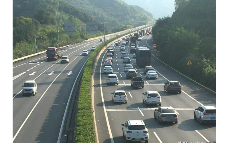 春節(jié)回家自駕注意事項(xiàng)，這5點(diǎn)一定要牢記，每條都是經(jīng)驗(yàn)之談